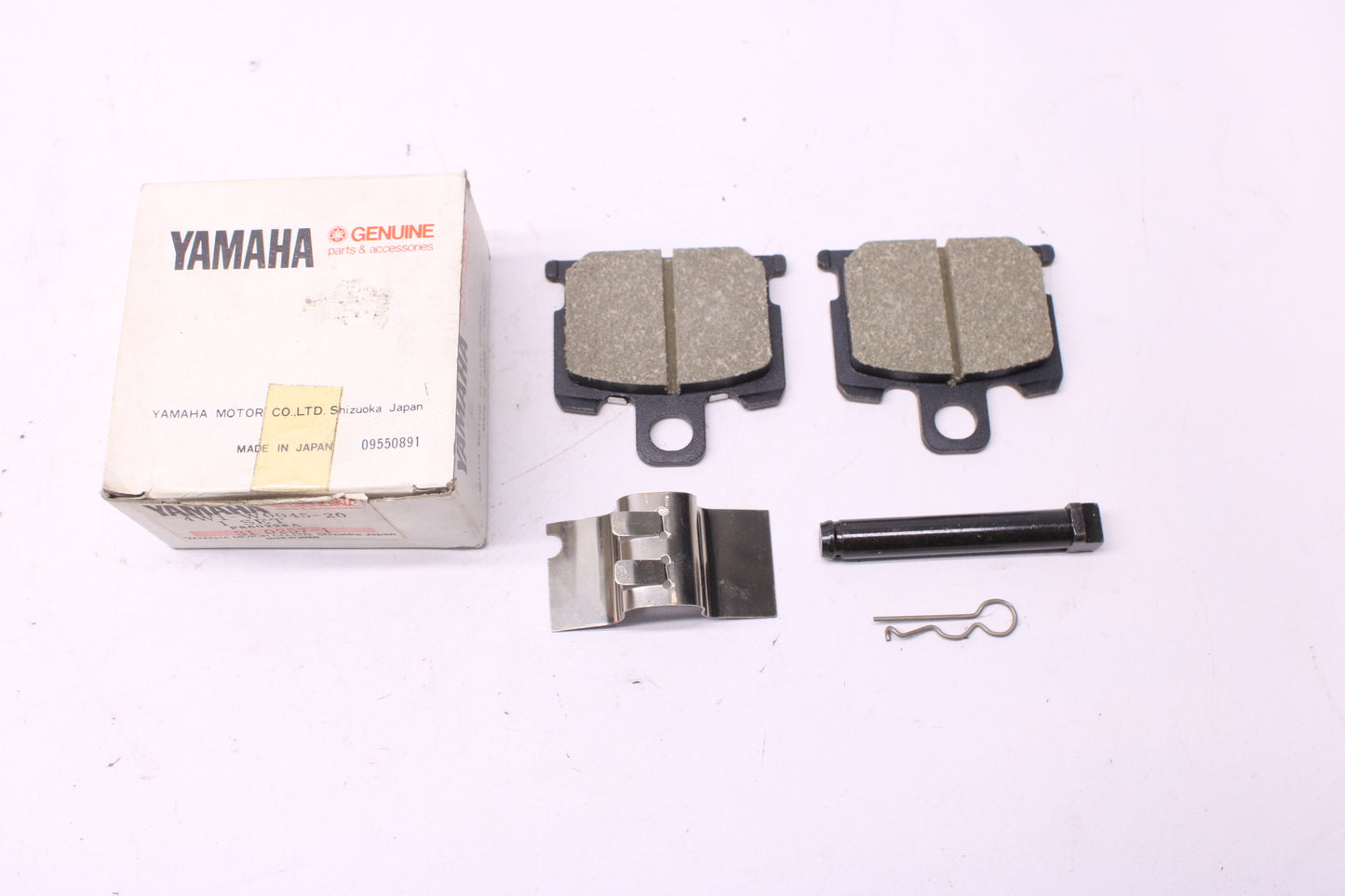 NOS Yamaha Brake Pads XJ550 XJ750 Bremsbeläge NEU