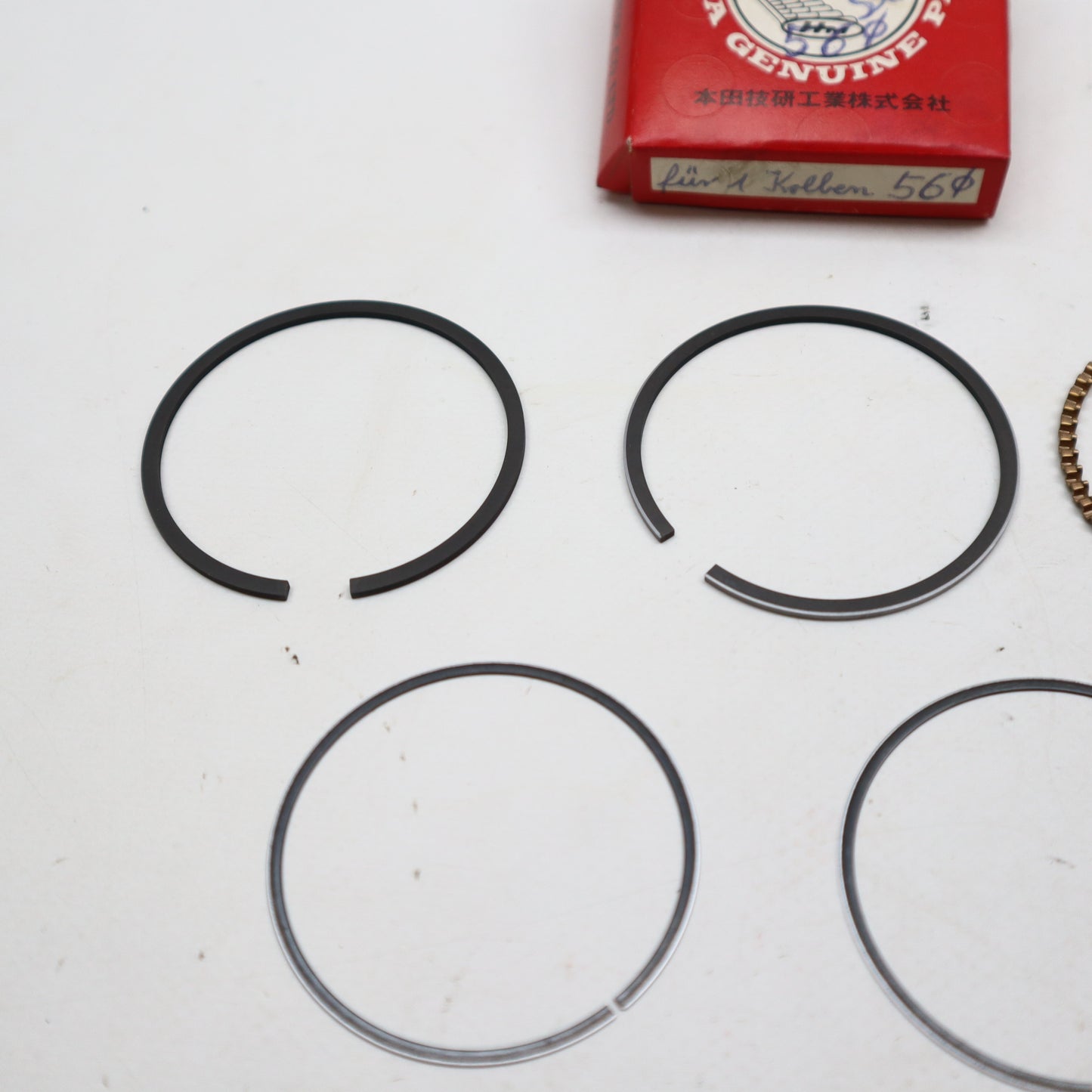 Honda CB 500 Four K0 K1 K2 Kolbenringe Kolbenring Set STD 50,00 piston ring set Original