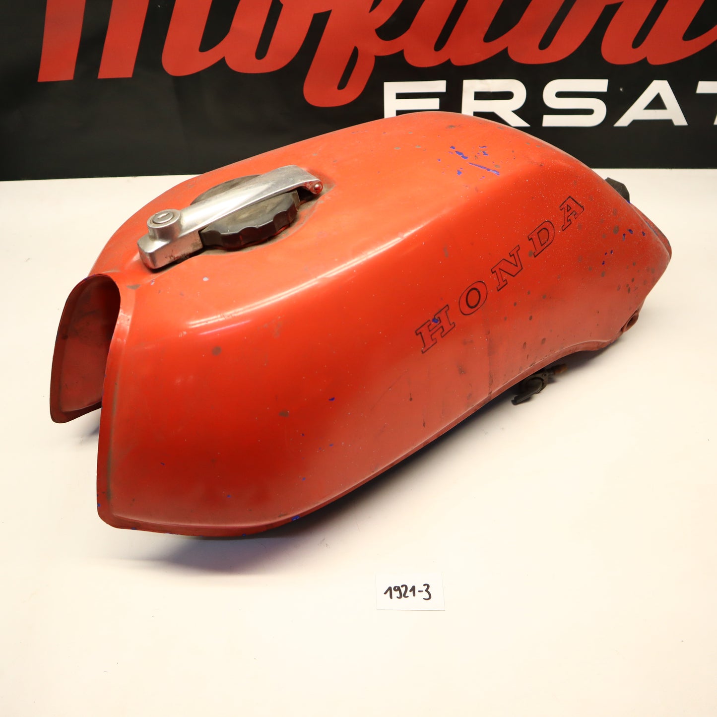 Honda Cb 250 / 400 Tank mit Delle