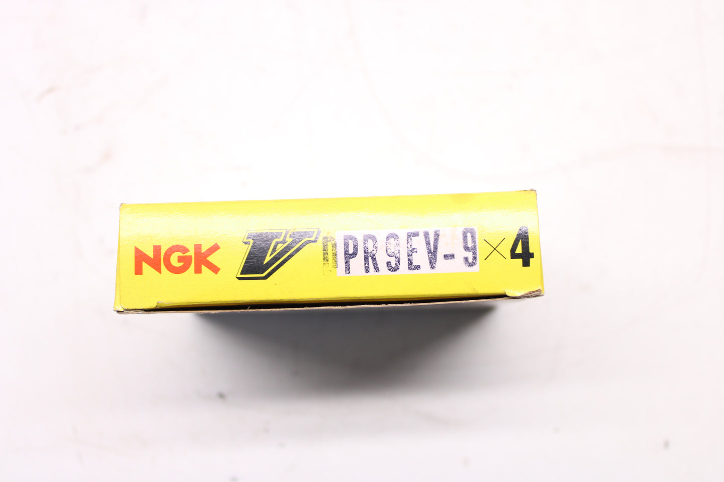 NGK Zündkerzen 2 Stk. DPR9EV-9 NEU, SET